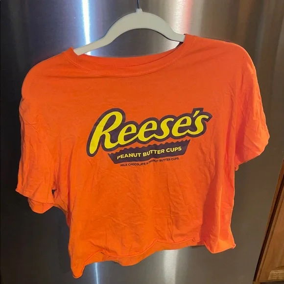 Reese's Cup Crop T-Shirt 🧡 - Picture 3 of 7